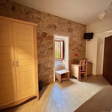 Penzion Vico Fortuna Pizzo (Calabria)